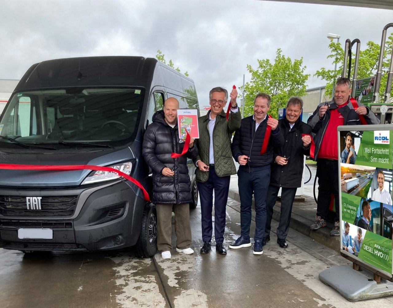 Pressefoto_EinführungHVO_Rödl-energie_c_Markus_Baum.jpg